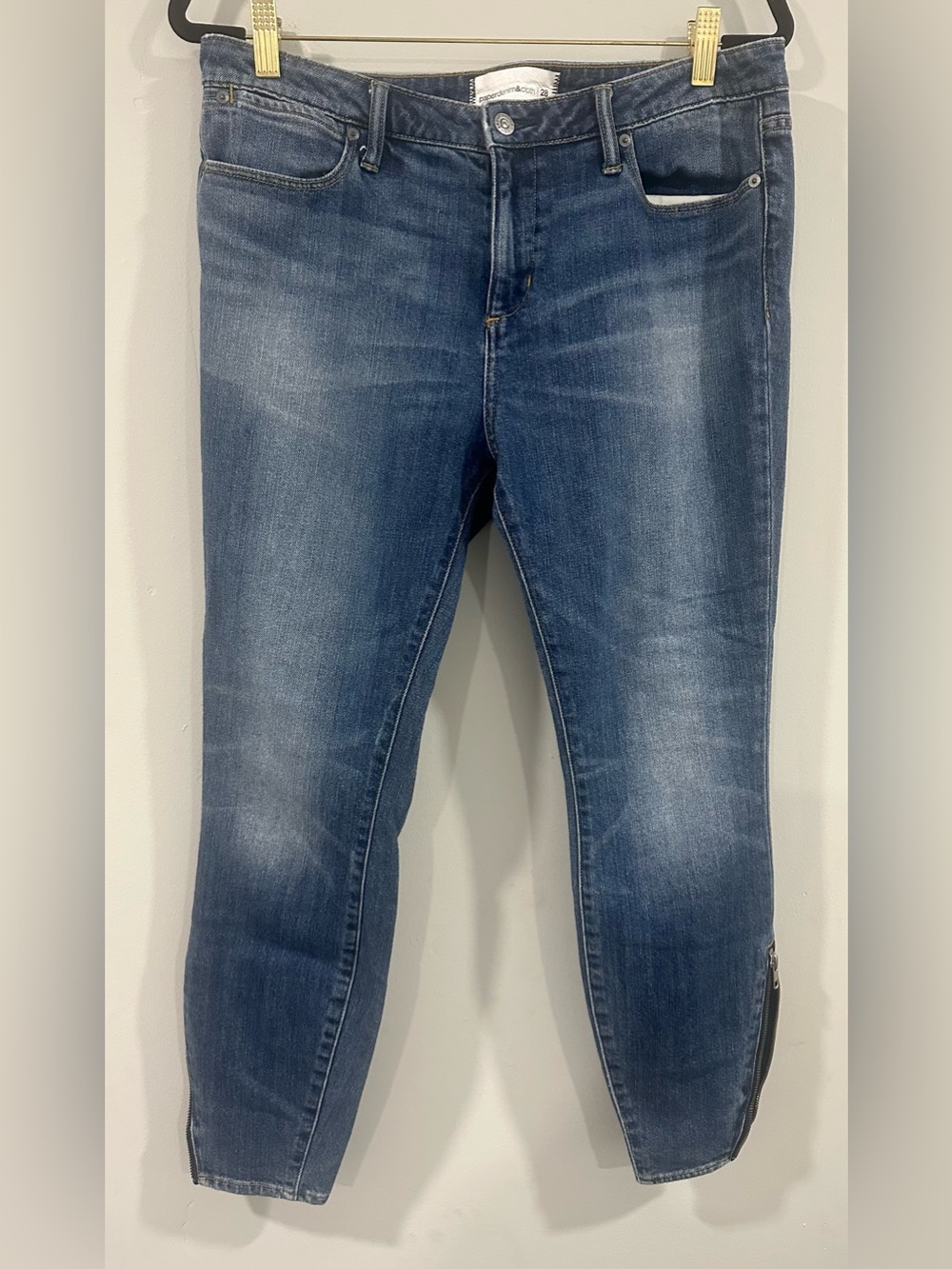 Paper denim & cloth ankle zipper jeans. Size 28